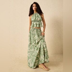 Women’s Tropical Print 2-Piece Set – Halter Top & Ruffled Hem Maxi Skirt